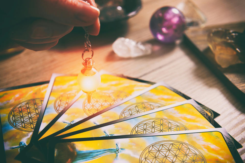 crystal reading psychic